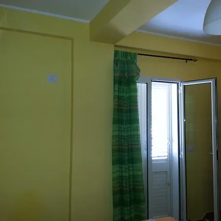 فندق مبيت وإفطار Naxos Mare جيارديني ناكسوس