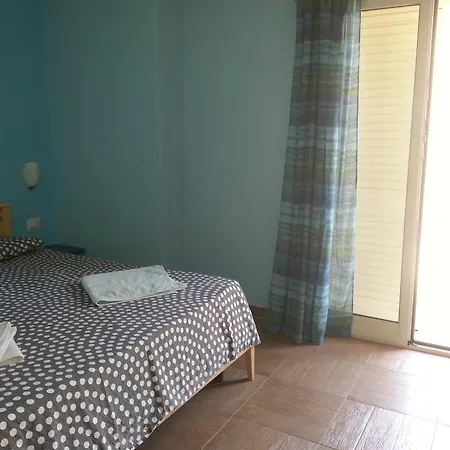 فندق مبيت وإفطار Naxos Mare *