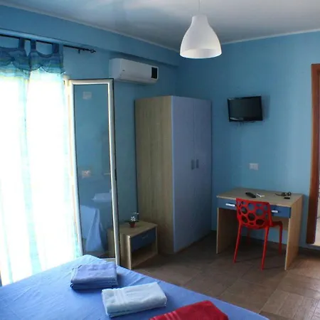فندق مبيت وإفطار Naxos Mare *